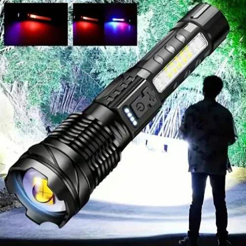 Linterna Táctica Titanium™.
